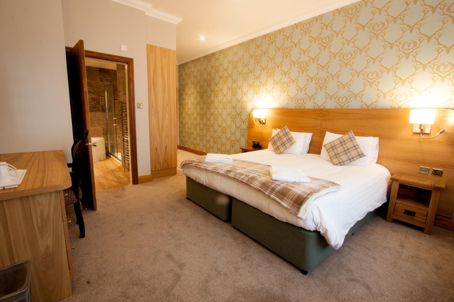 Duke Of Gordon Hotel Kingussie Zewnętrze zdjęcie